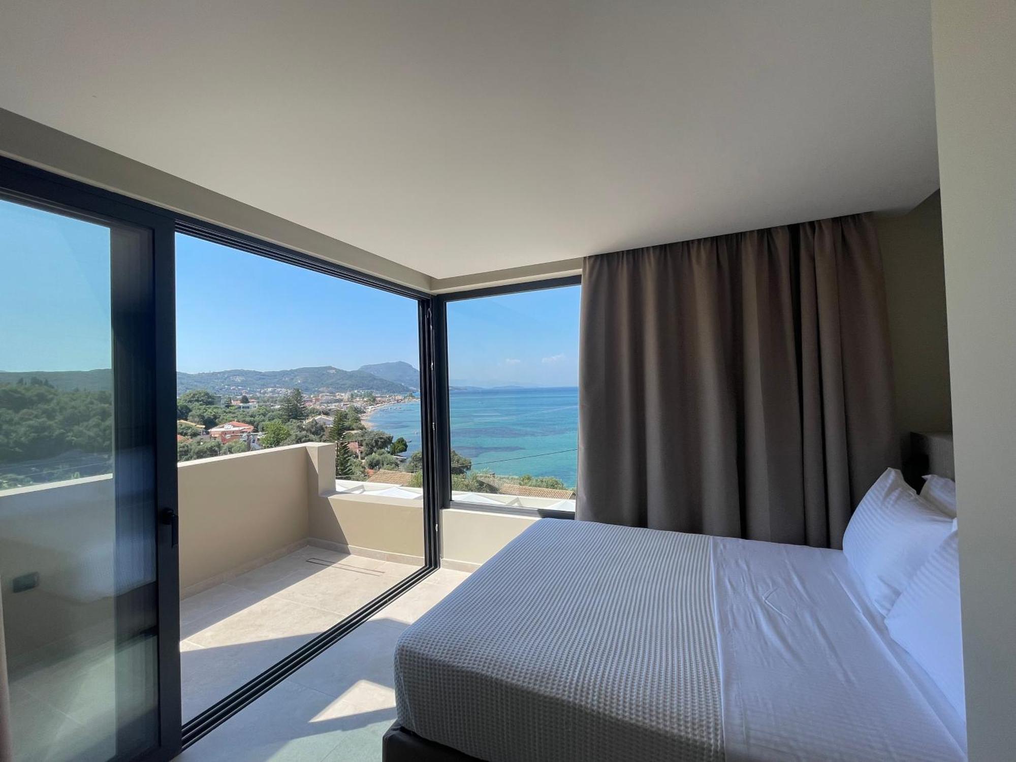Palms And Spas Villas Retreat Mesongi Bagian luar foto