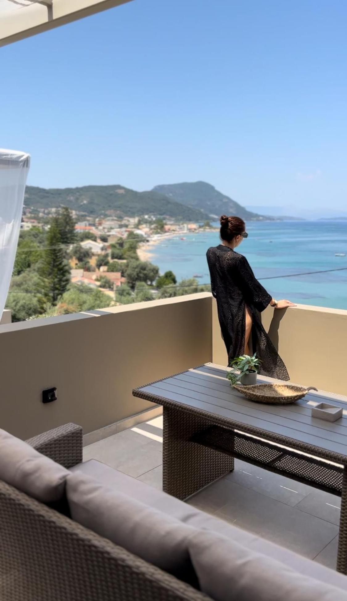 Palms And Spas Villas Retreat Mesongi Bagian luar foto