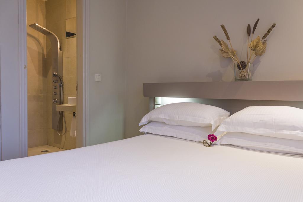 Palms And Spas Villas Retreat Mesongi Bagian luar foto