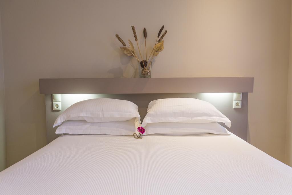 Palms And Spas Villas Retreat Mesongi Bagian luar foto